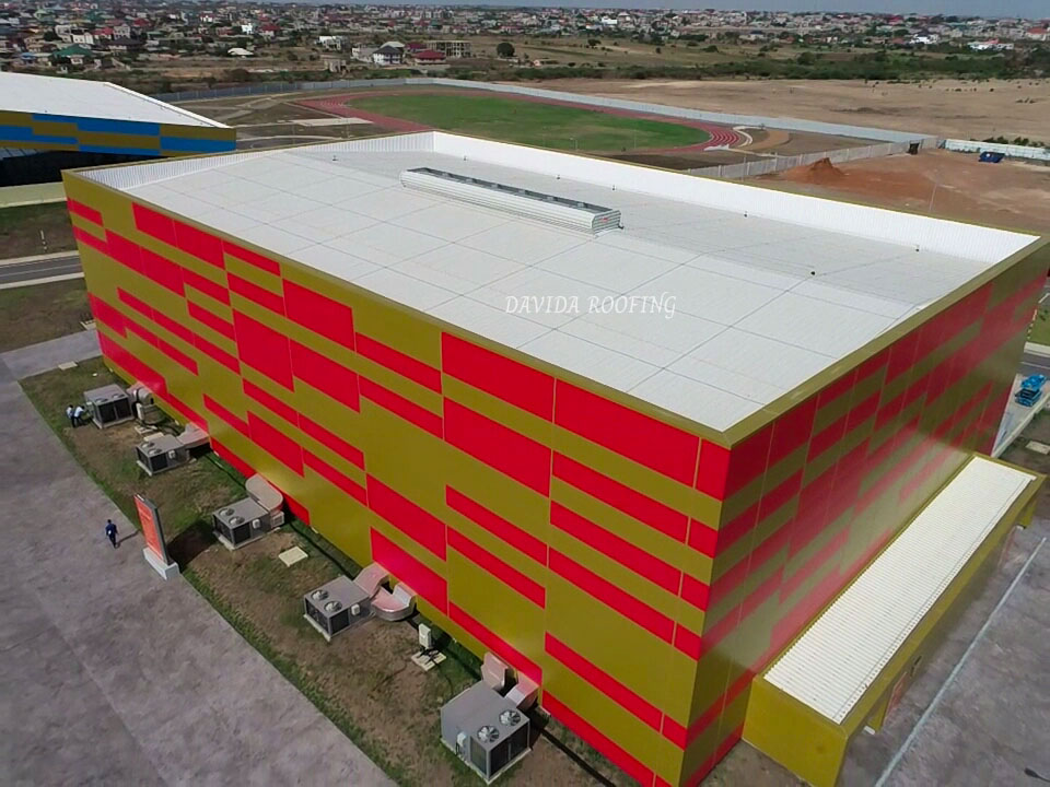 STADIUM PROJECT SANDWHICH ROOF
